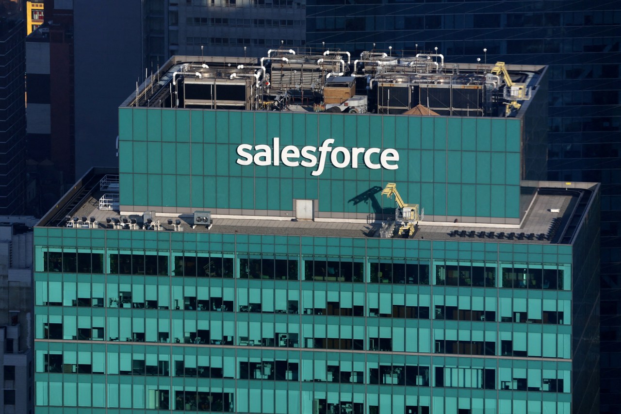 Salesforce Sees Stable Sales Growth Amid Concerns of AI’s Threat to Software