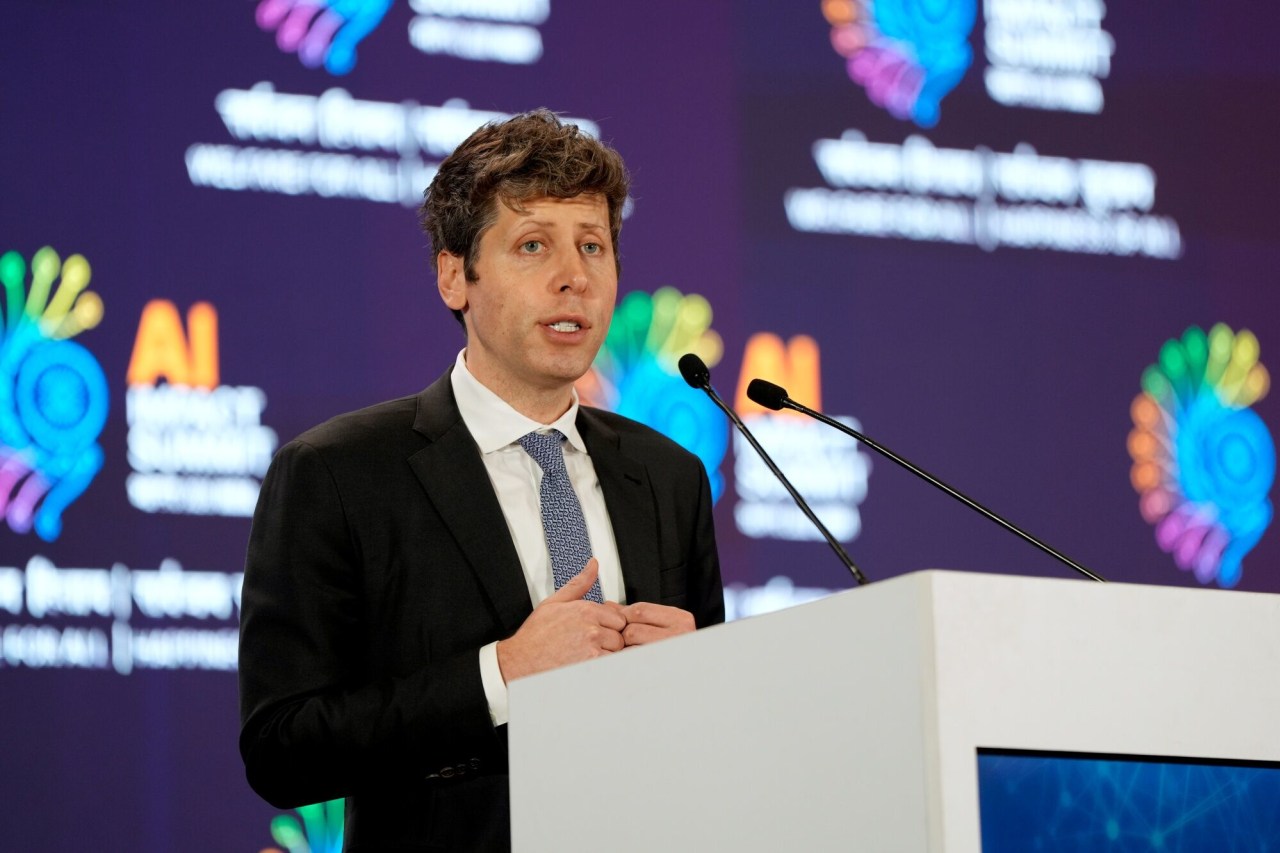 Sam Altman da OpenAI pede desescalação em confronto antrópico com Hegseth