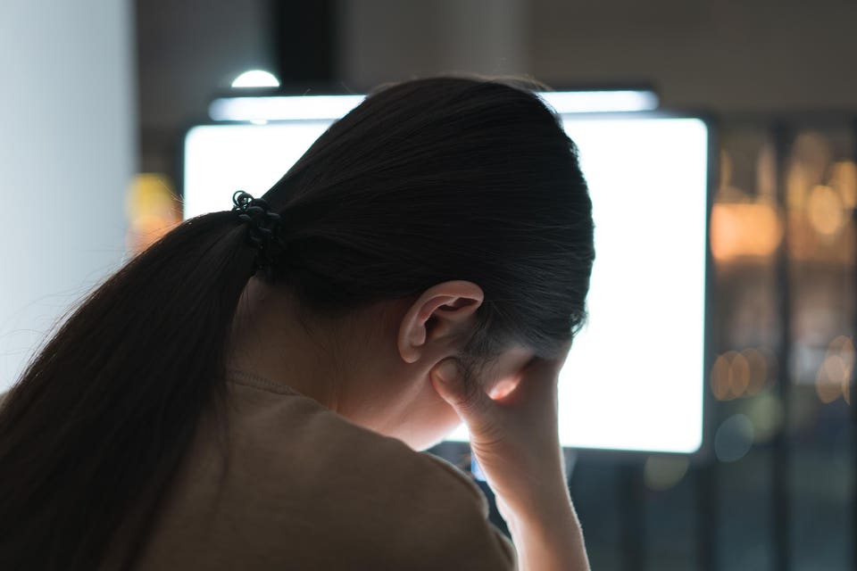 Revelando seus piores pensamentos para a IA como meio de liberar o Angst Mental