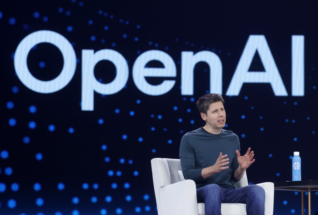 Canadá diz que o CEO da OpenAI Altman se comprometeu a endurecer protocolos de segurança